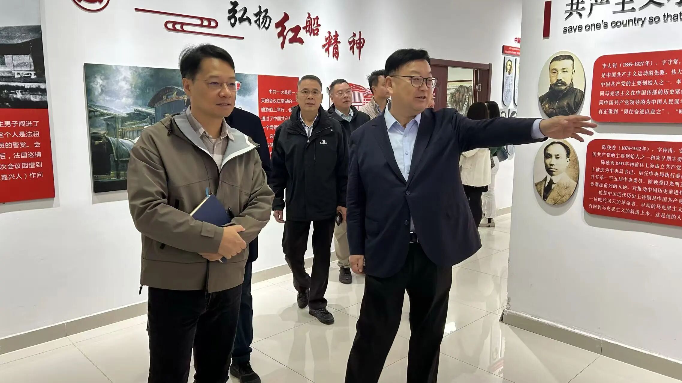 大光路街道攜企業(yè)來商會調(diào)研共謀產(chǎn)業(yè)振興新篇